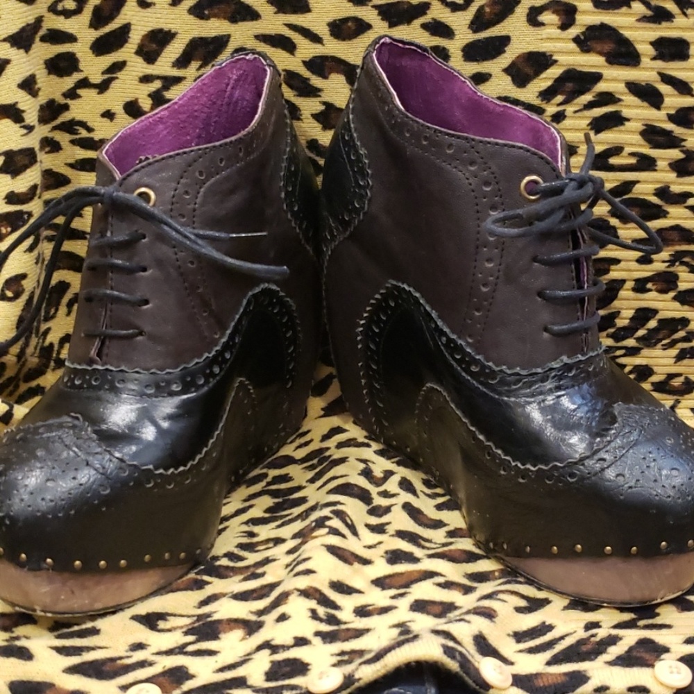 Poetic License Black wedge bootie